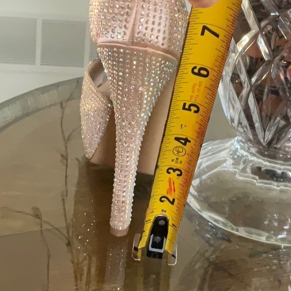 Steve Madden women size 9 Angylyna Champagne Mlt color - Picture 11 of 11